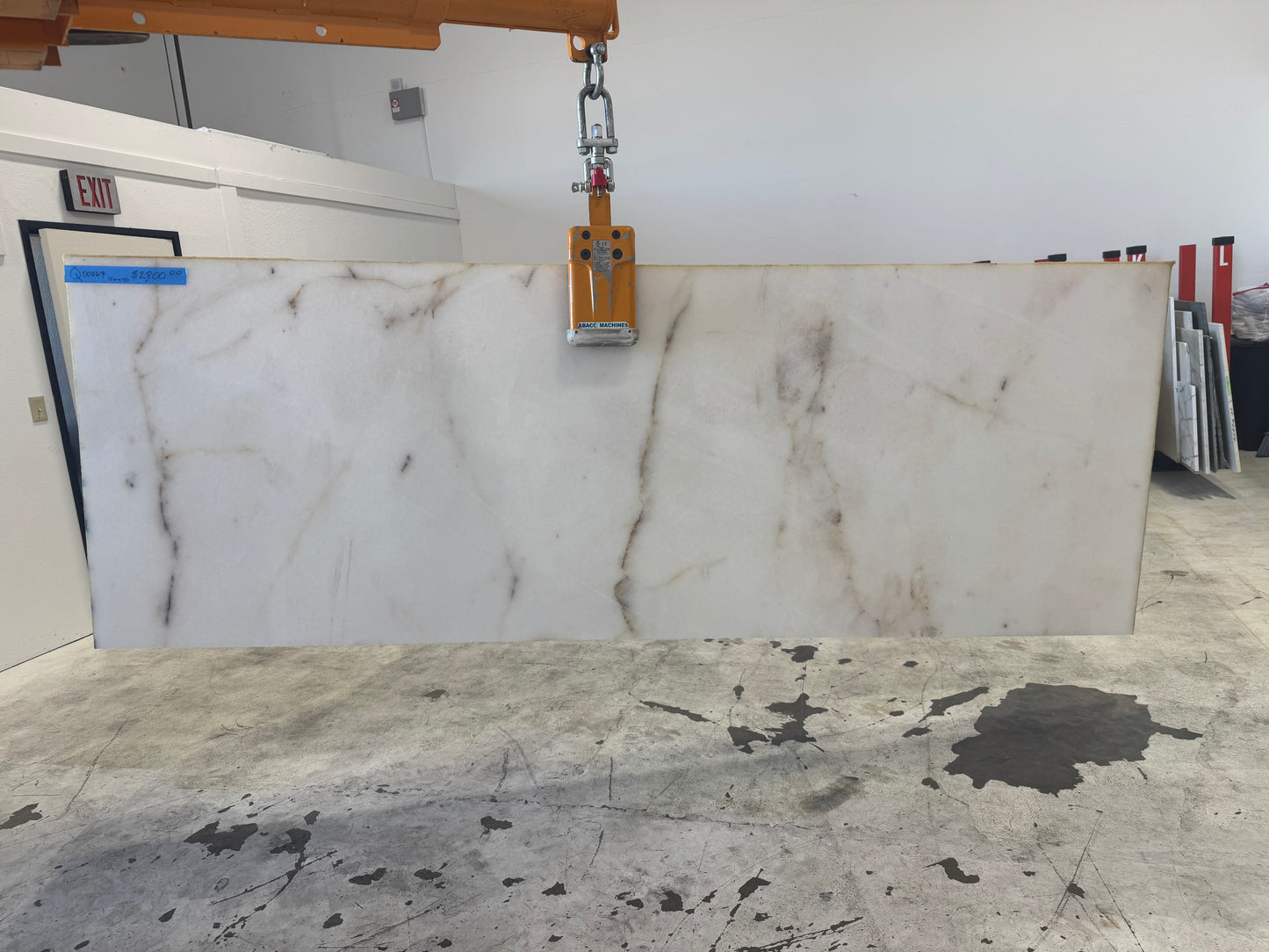 Cristallo 2cm Quartzite (Back Light) 1226x40 Location D