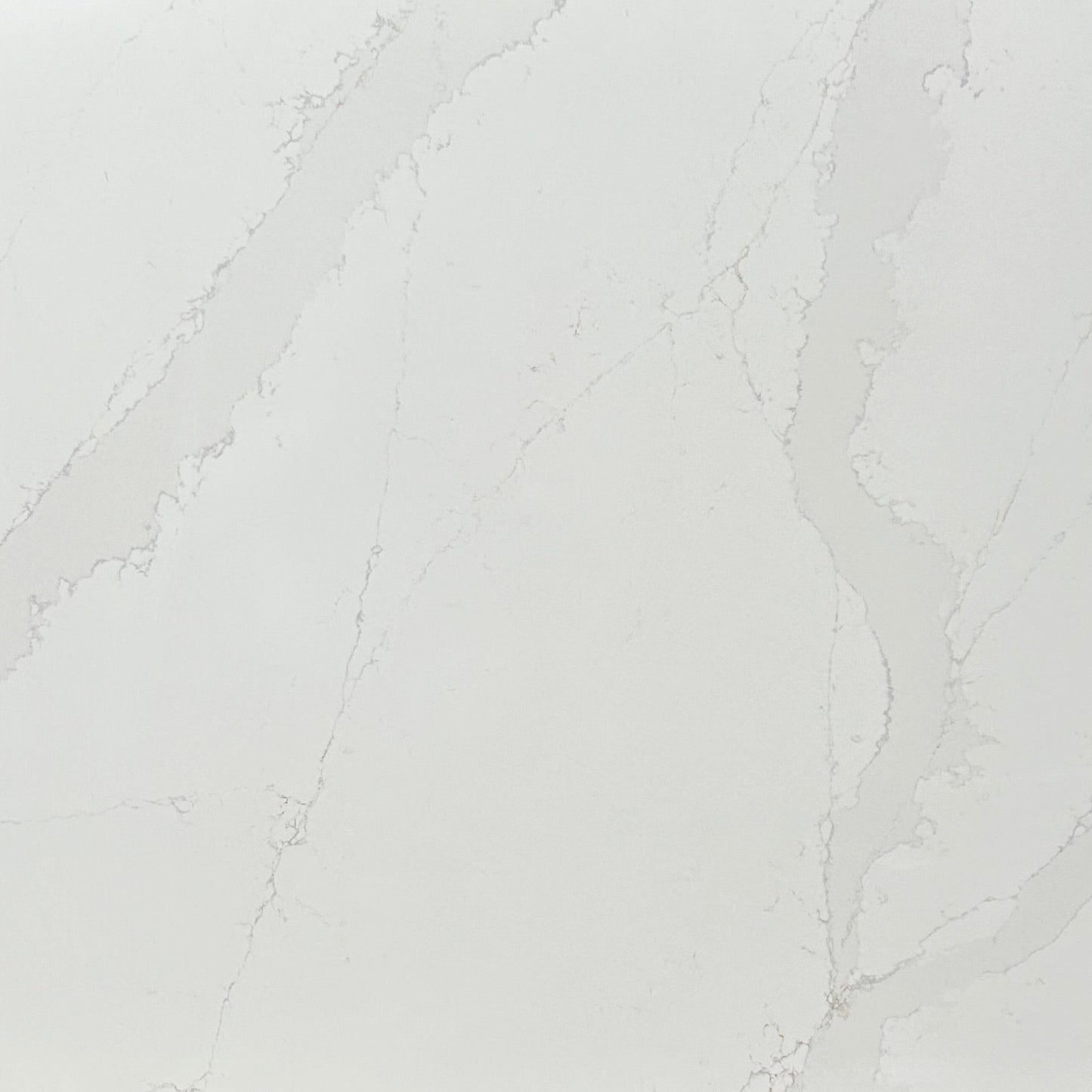 Encore White 2cm Quartz 61x25