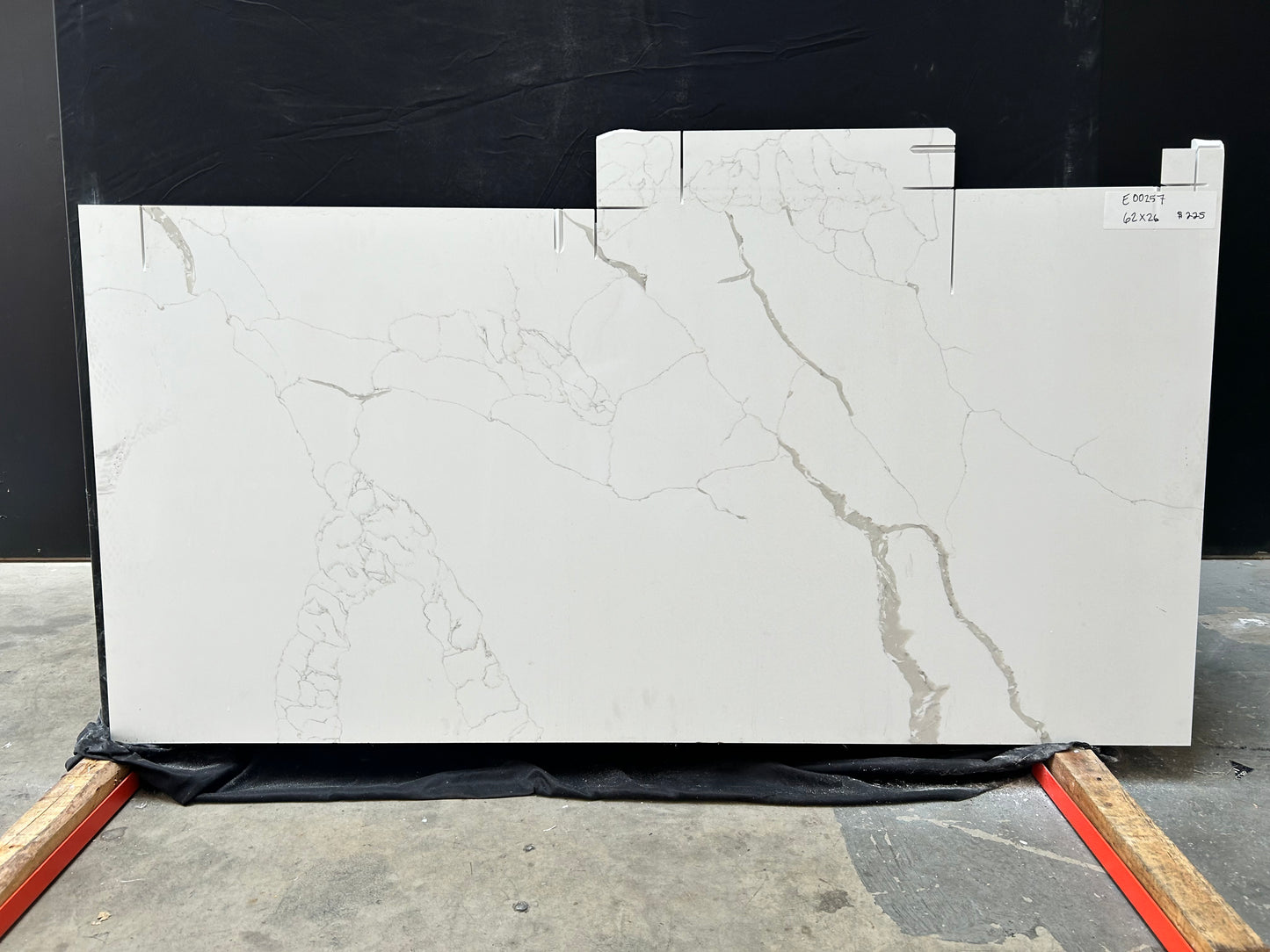 Azt Calacatta Capella Quartz 2cm 62x26