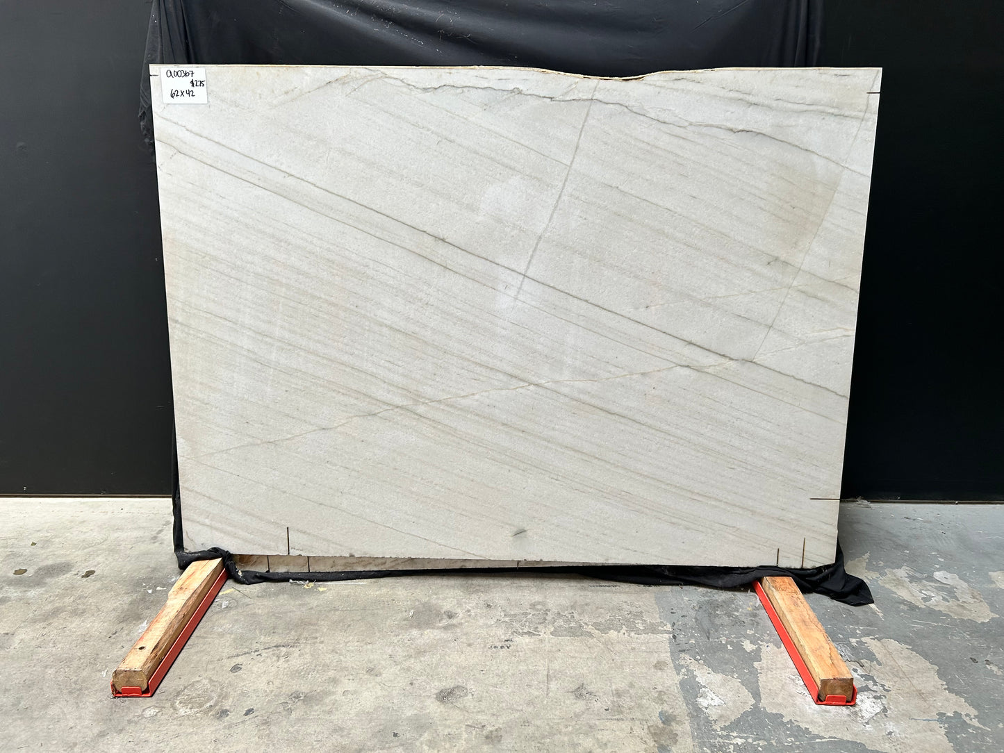 Deluxe 2cm Quartzite 62x42