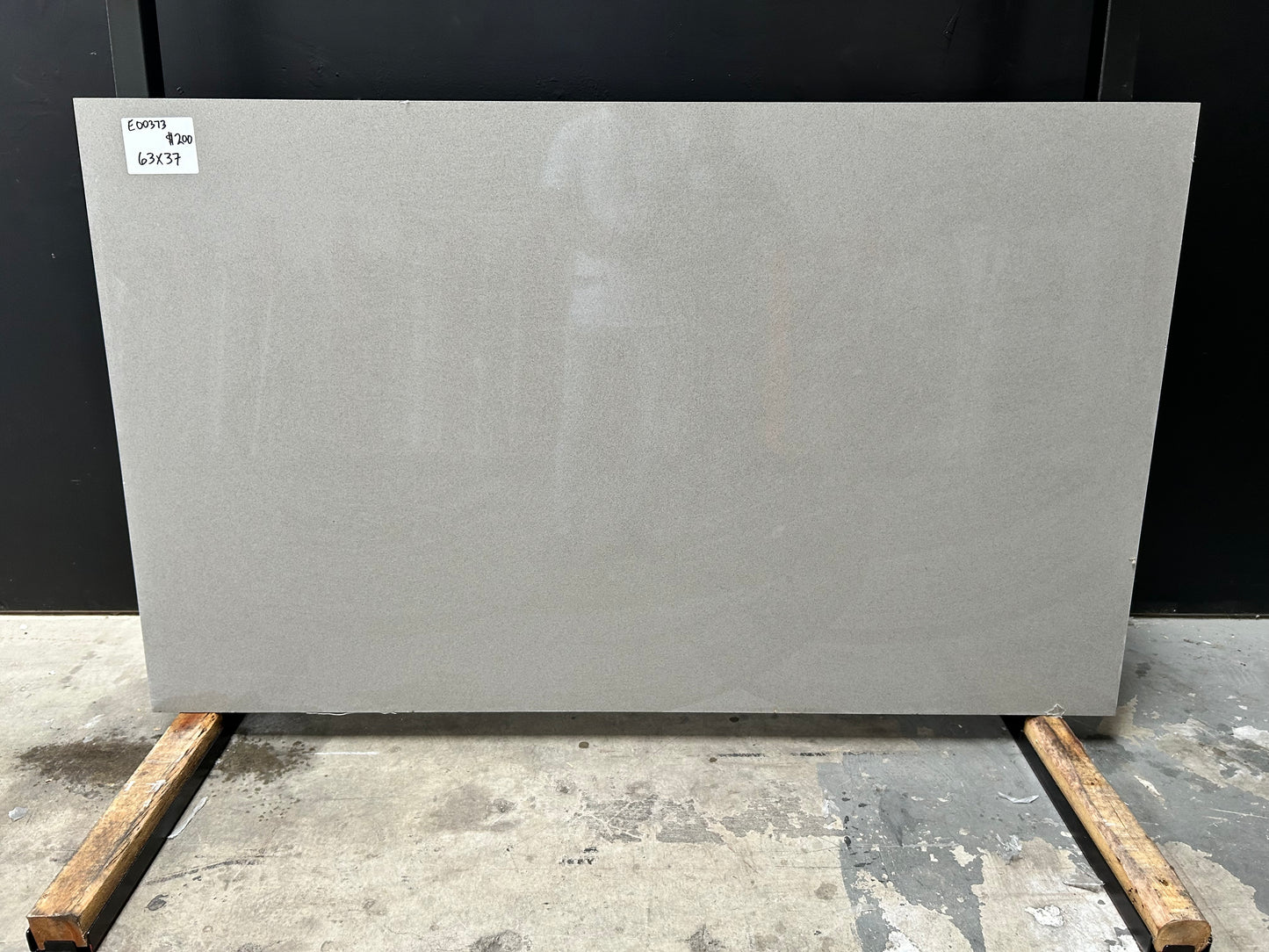 Steel Grey 2cm Quartz 63x37