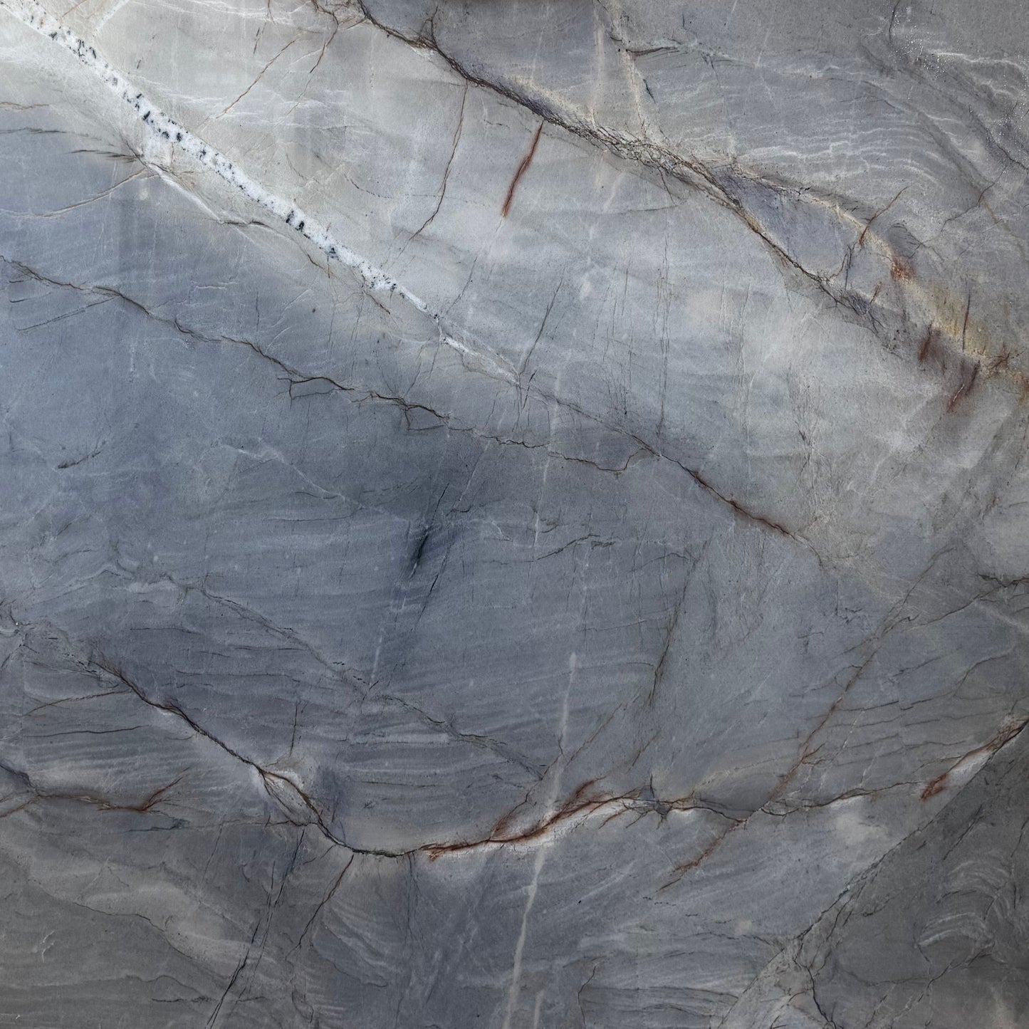 Mystic Blue 2cm Quartzite 84x72 Location V