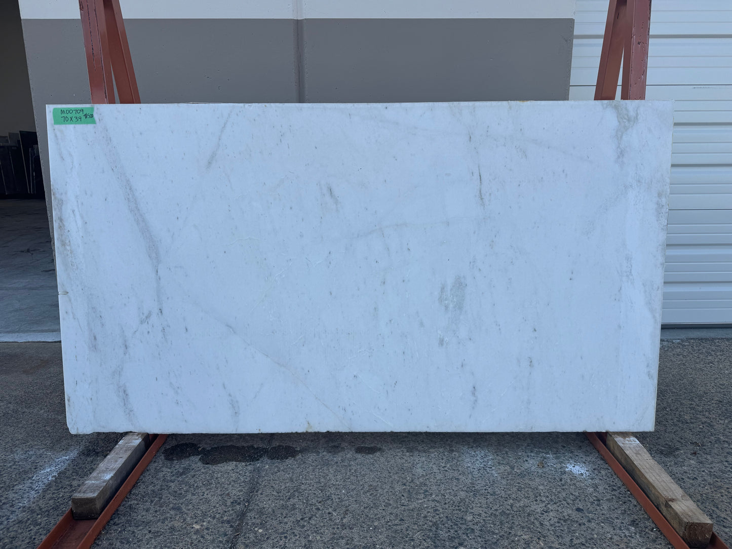 Panda White 2cm Honed Marble 70x39 Location L