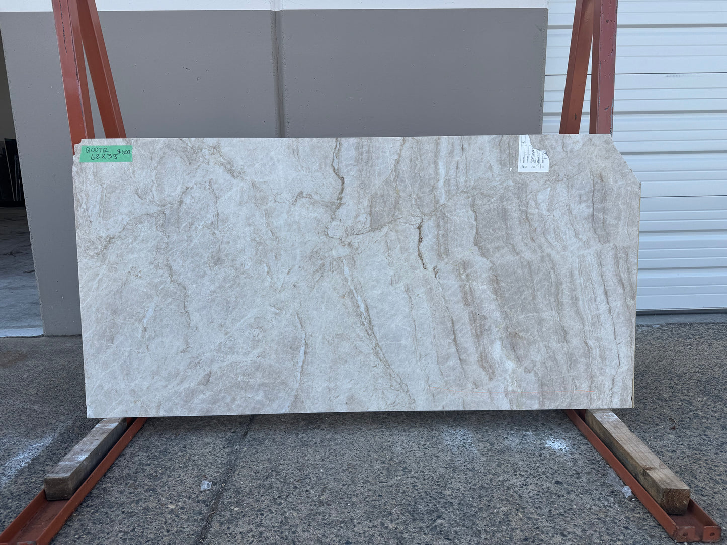 Taj Mahal 2cm Leathered Quartzite 62x33 Location OO