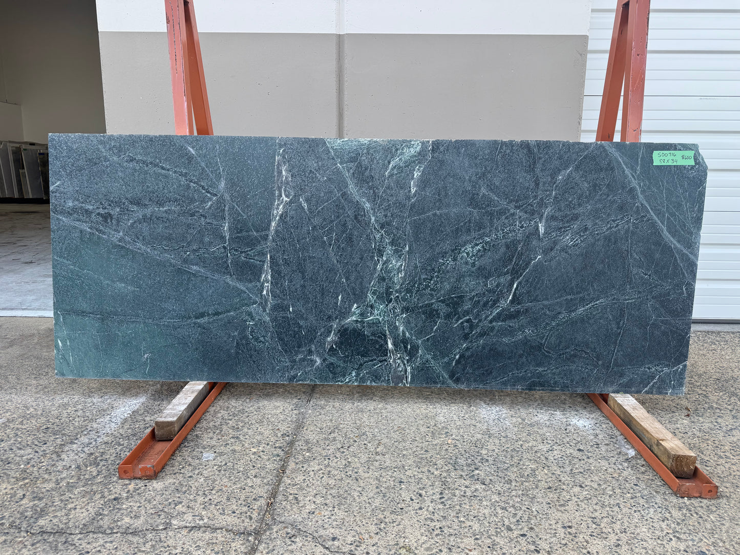 Green Soapstone 2cm Honed 88x34 Location Z