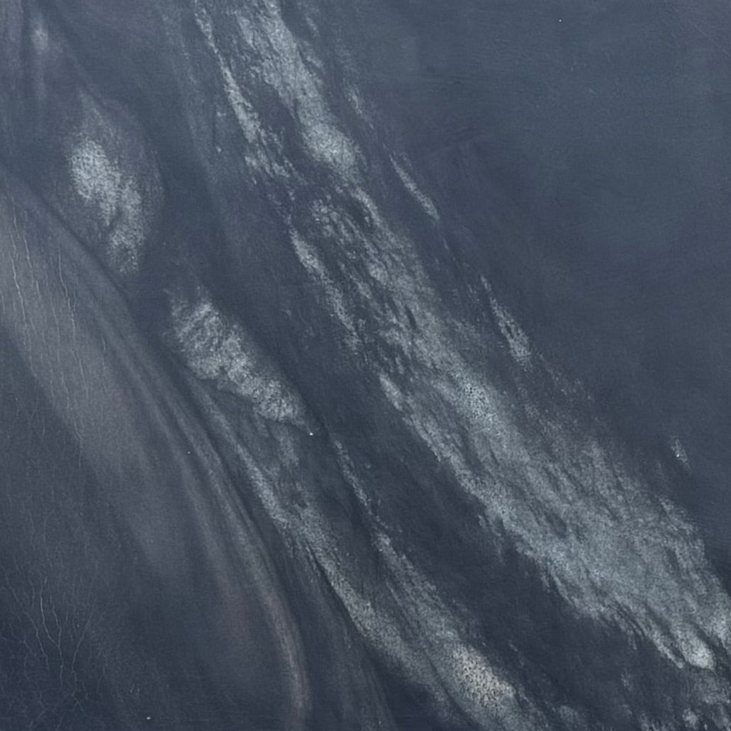 Black Wave 2cm Quartzite 111x27 Location Y