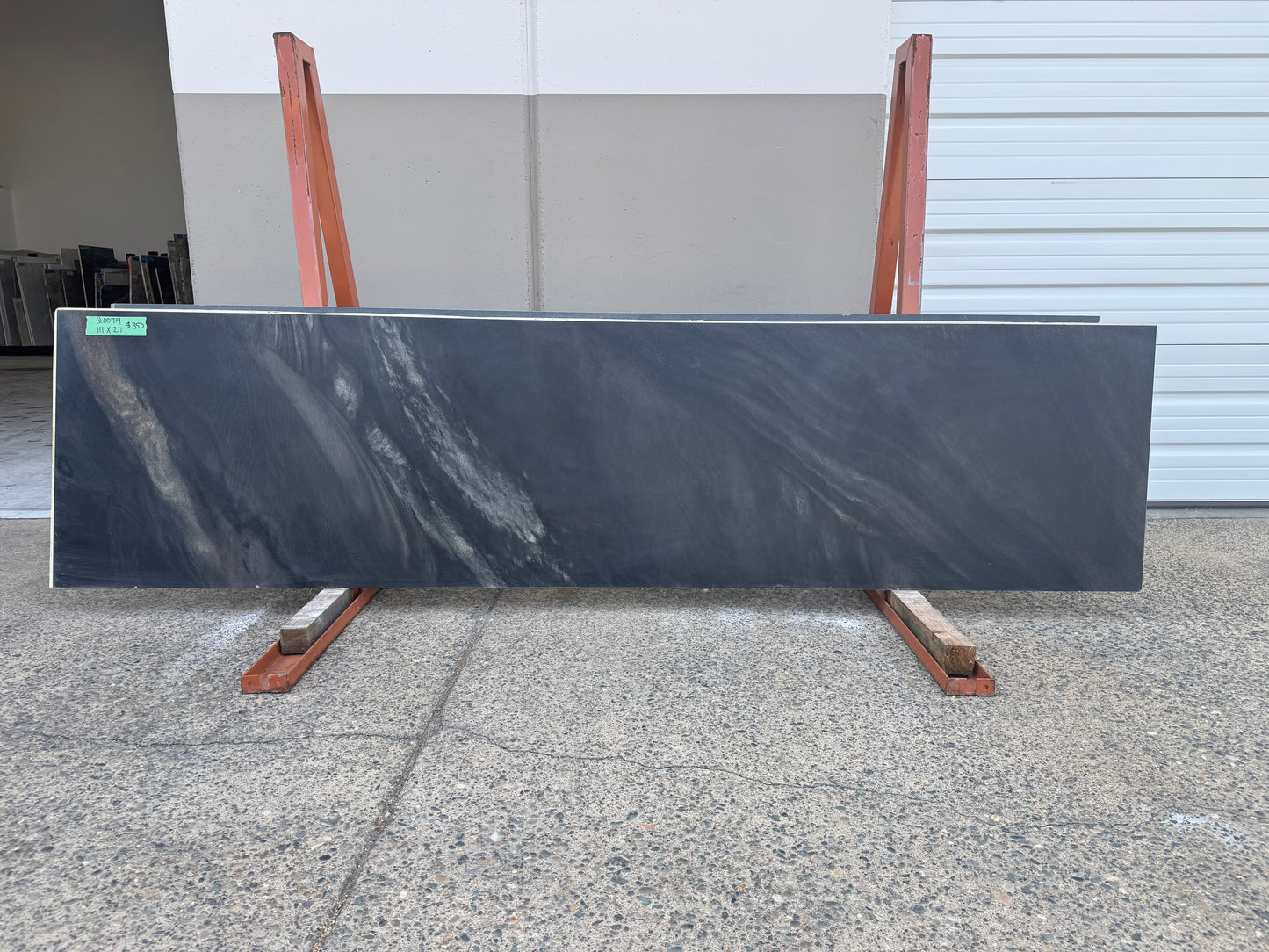 Black Wave 2cm Quartzite 111x27 Location Y