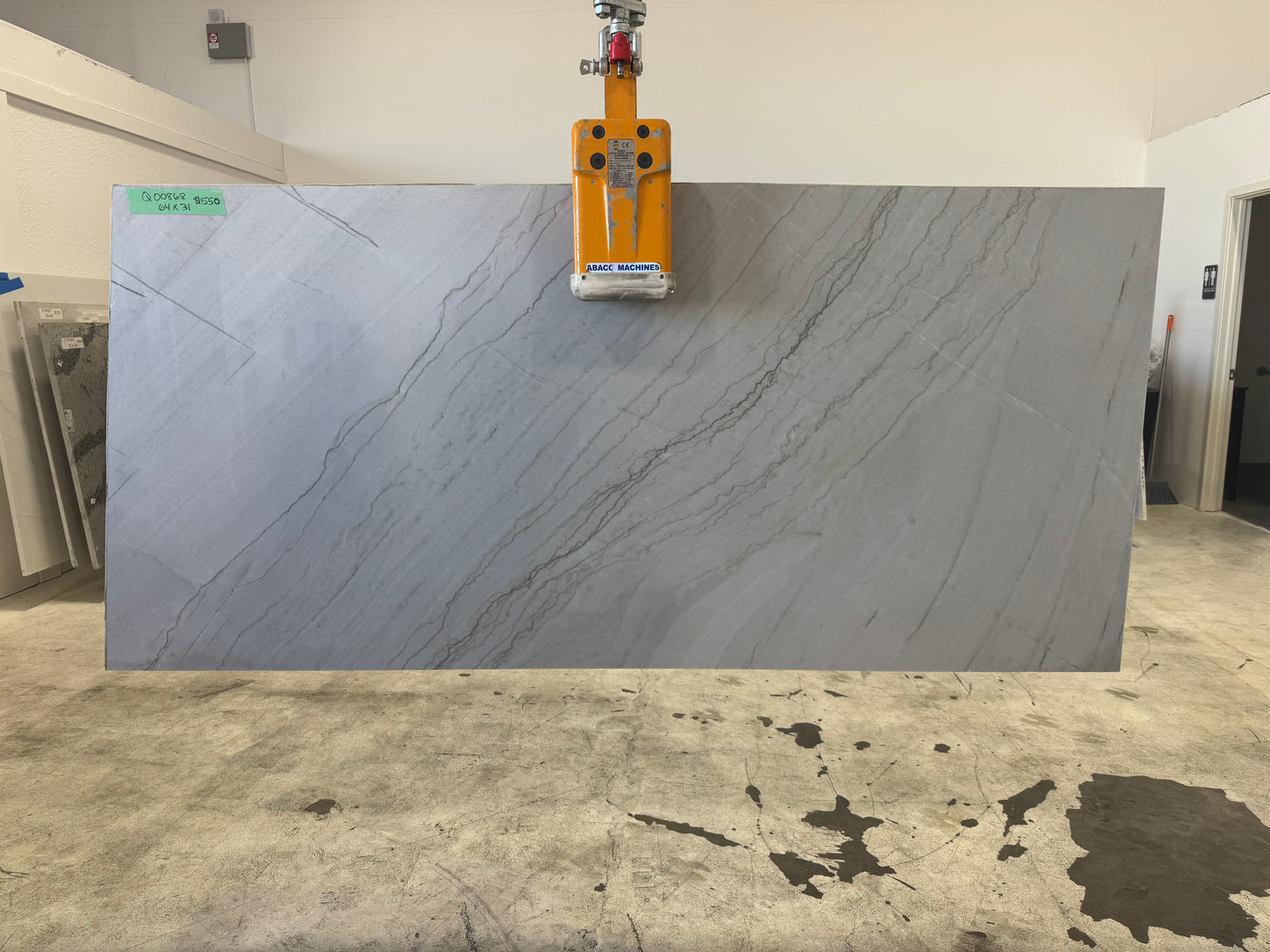 Azzura Bay 2cm Quartzite 64x31 Location I