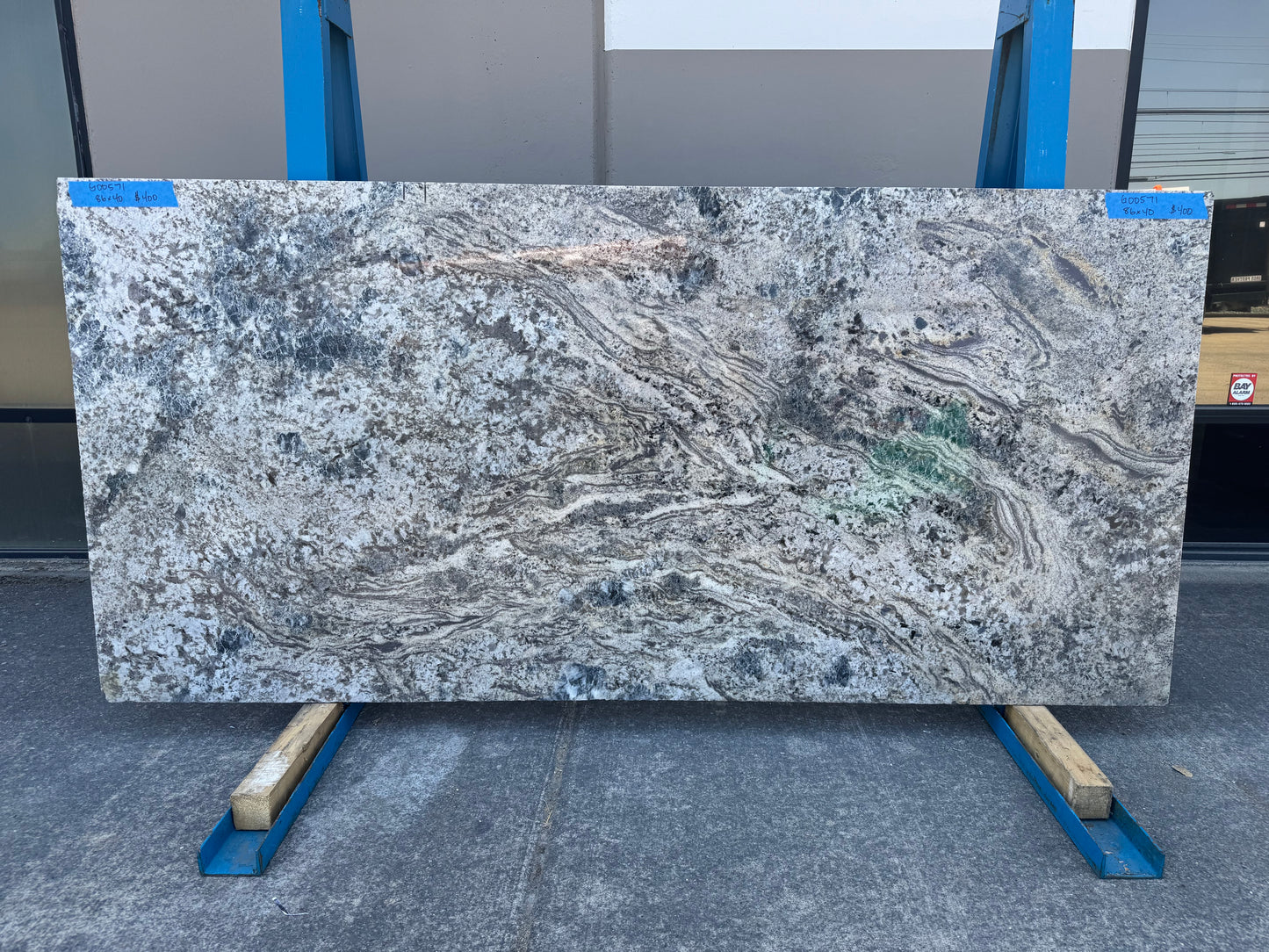 Blue Flower 2cm Granite 86x40 Location Q