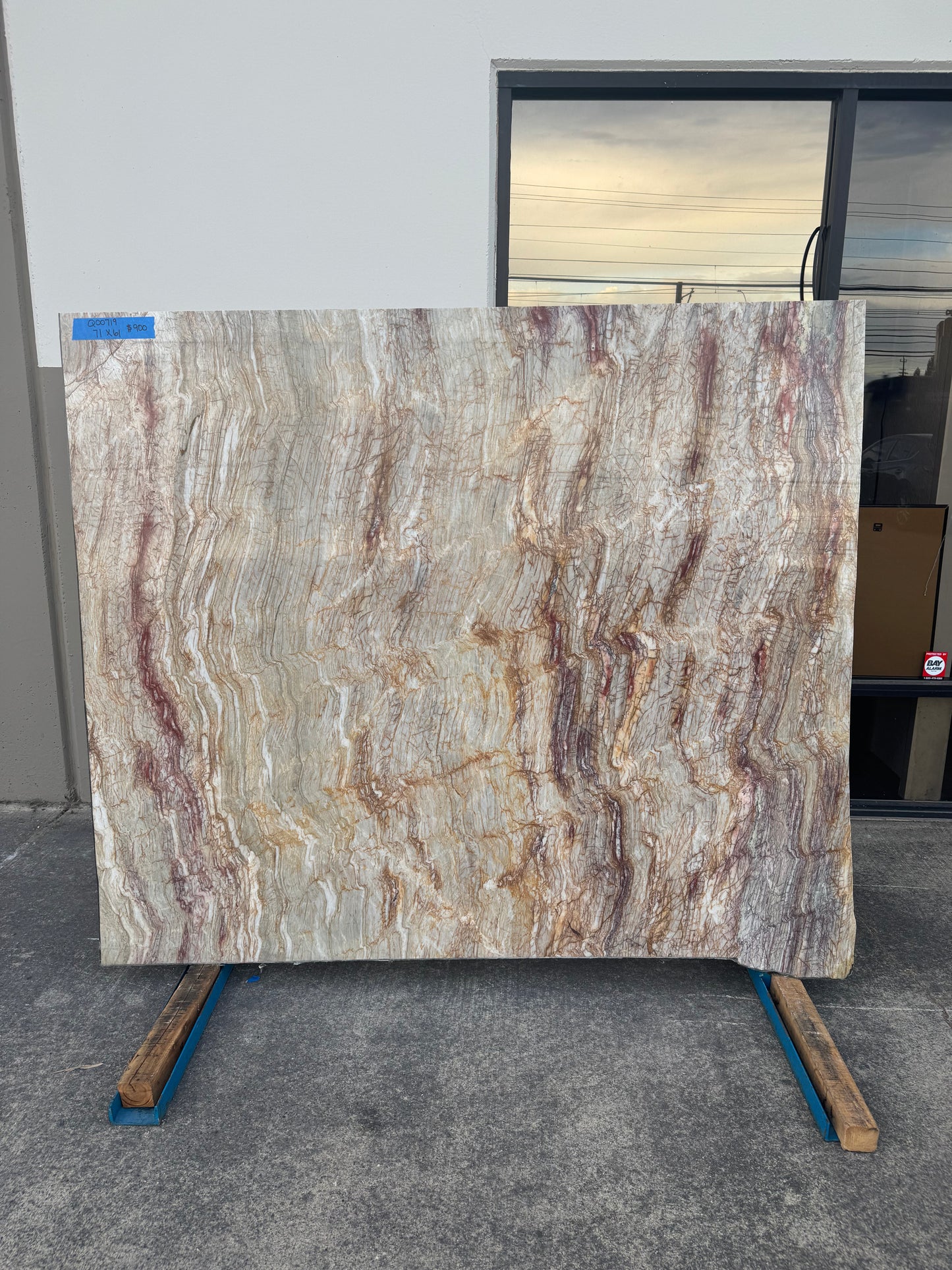 Nacarado 2cm Quartzite 71x61 Location S