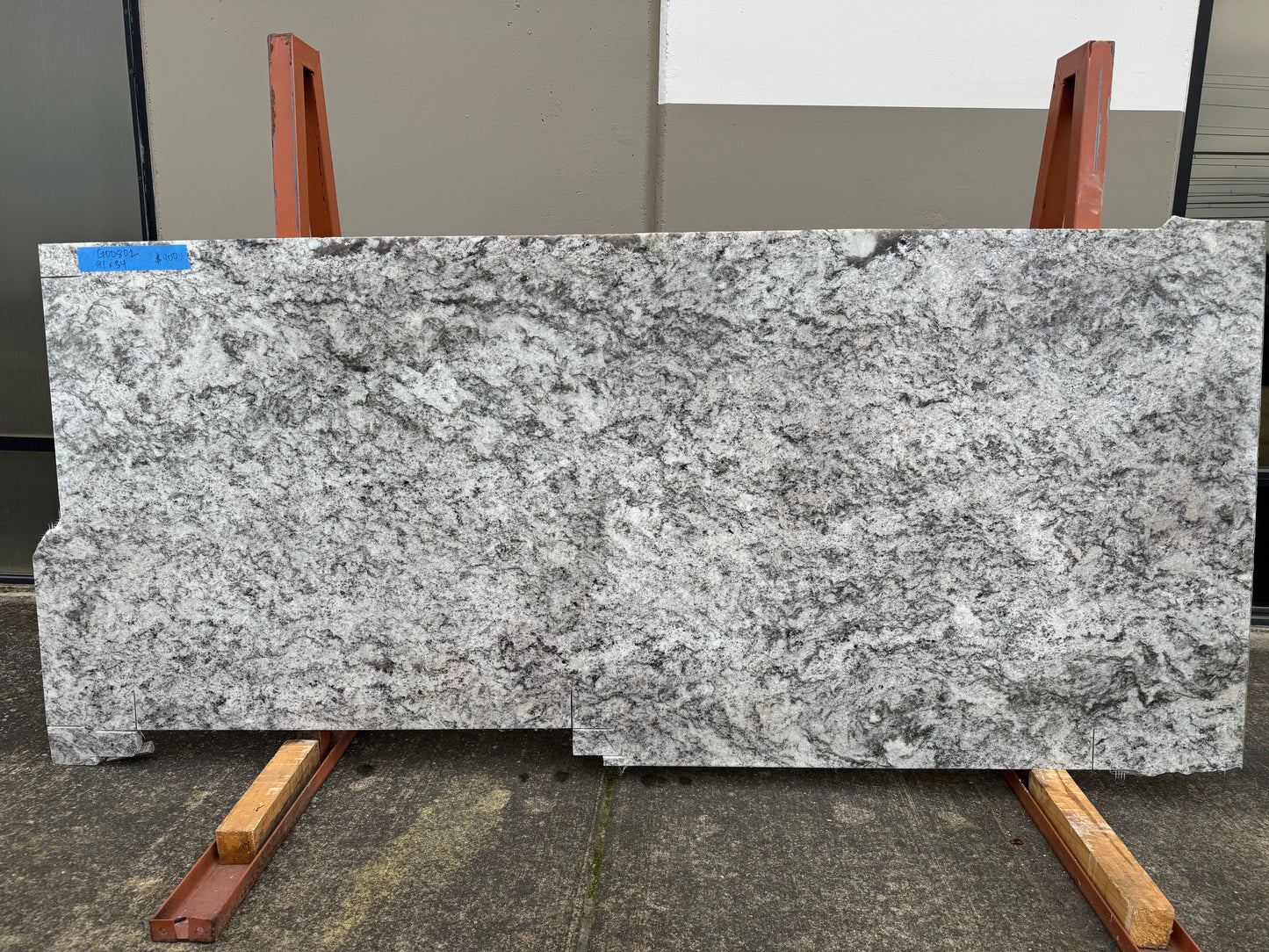 Grey Linen 2cm Granite 91x34 Location Y