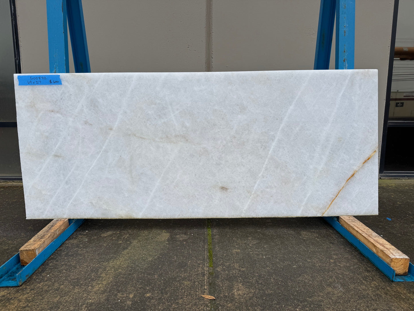 Glacier White 2cm Quartzite 69x27 Location JJ