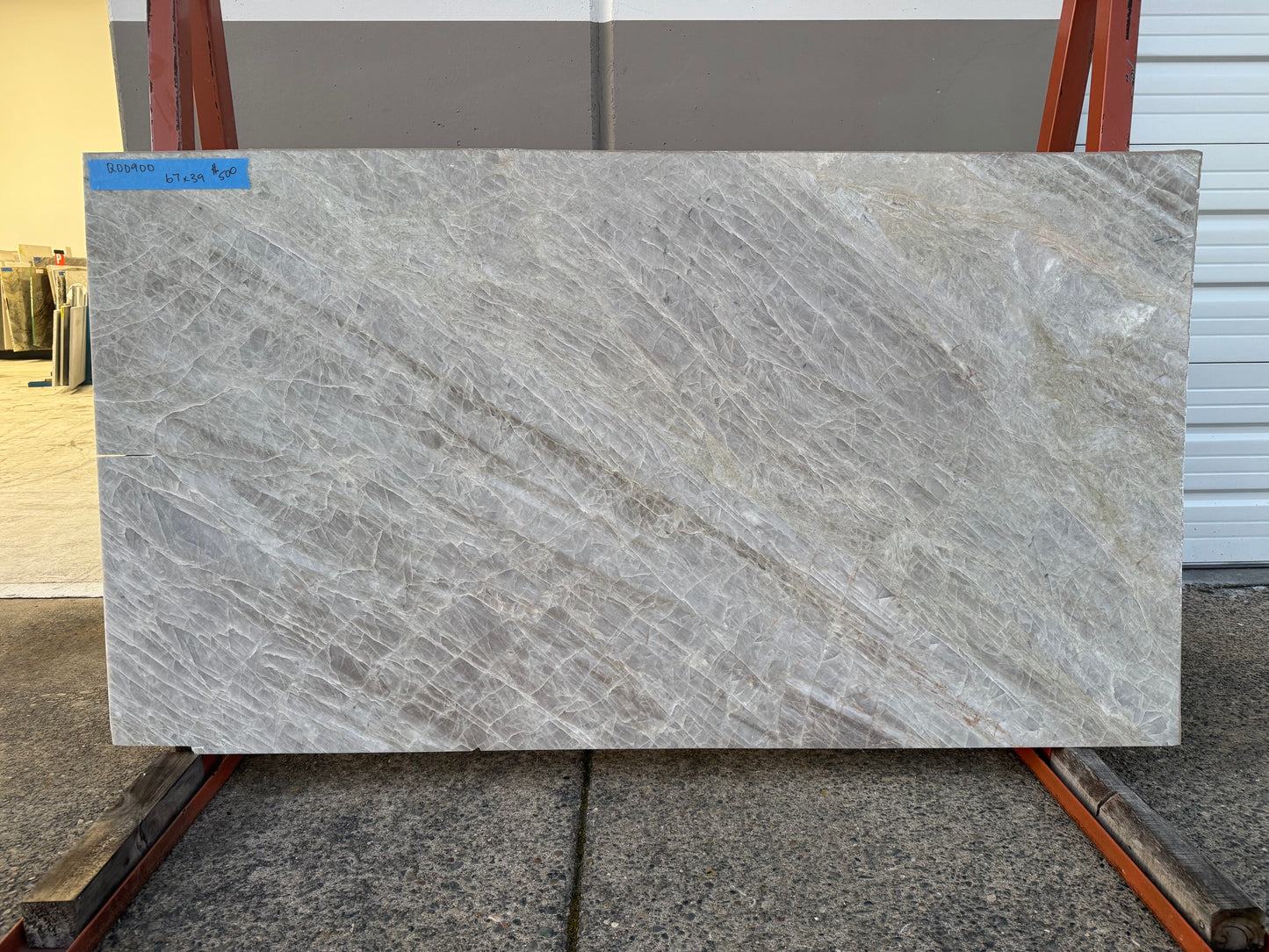 Mayra 2cm Quartzite 67x39 Location K